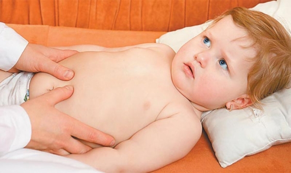 Почему болит живот у ребенка: врач называет опасные случаи