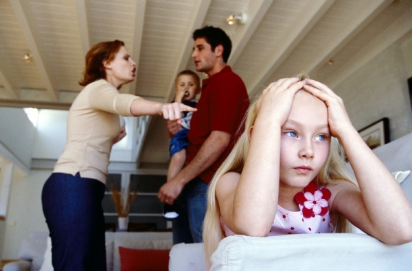 Родители ссорятся между собой травма