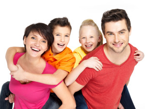 Счастливая семья (фото: thinkstockphotos/fotobank.ua)