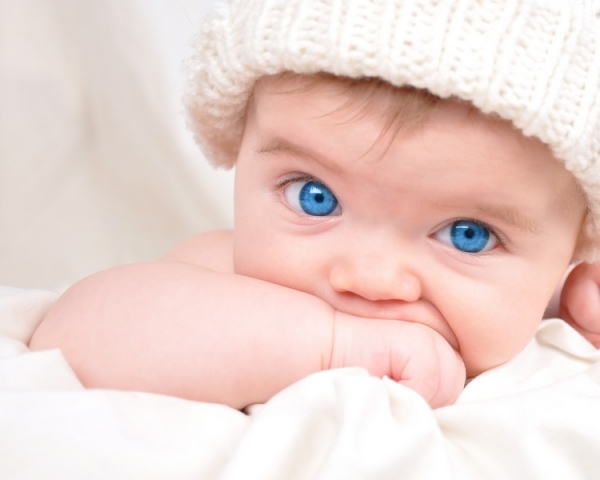 Голубоглазый малыш (фото: Fotolia)