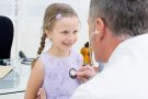 Нескінченні бронхіти - 5 основних причин кашлю, що повторюється, у дитини