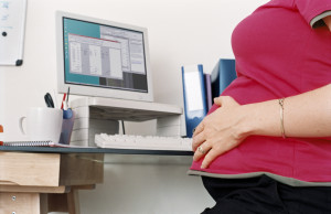 Беременность и компьютер (фото urda Media)