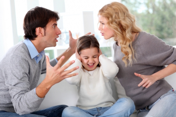 родители ссора конфликт нельзя говорить при детях
