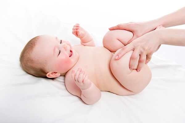 новорожденный, массаж грудничку, гимнастика для новорожденного, развитие ребенка