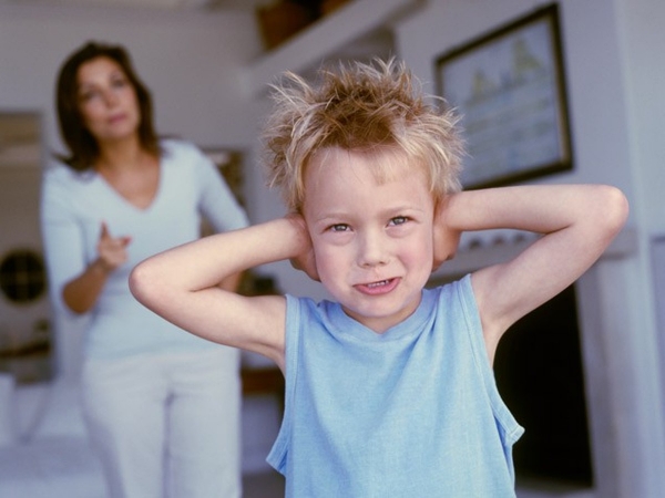 Ребенок не слушается: психолог назвал причины и решения