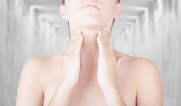 Симптомы патологии щитовидки