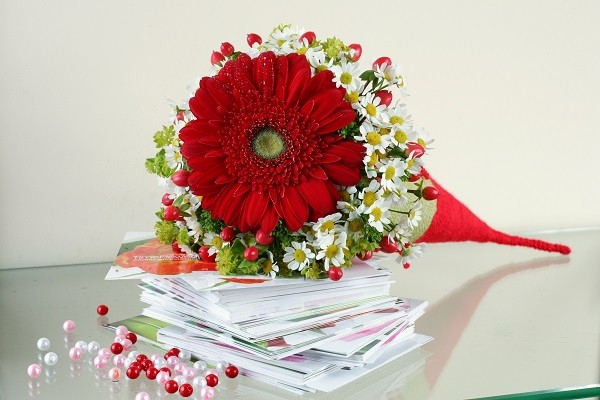 букет для первоклассника, как составить букет для первоклассника, аллергия на цветы, стоимость цветов в Украине, живой букет, школа, детский садик