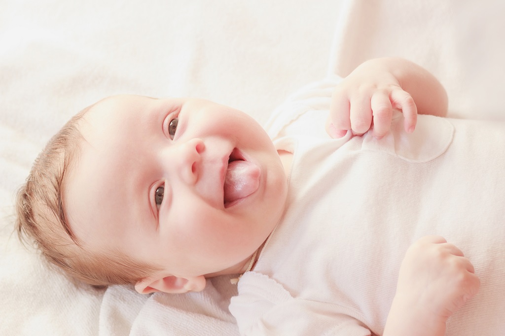 догляд за новонародженим, годування грудьми, шкіра малюка