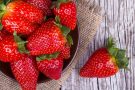 Первая клубника: как выбрать безопасные ягоды