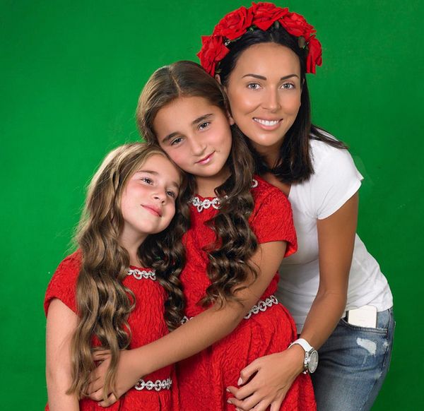 Алсу с дочками