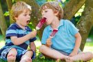 5 способов определить, какое мороженое опасно для ребенка