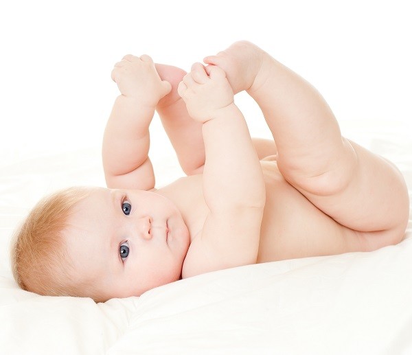 Уход за кожей новорожденного, потница - фото