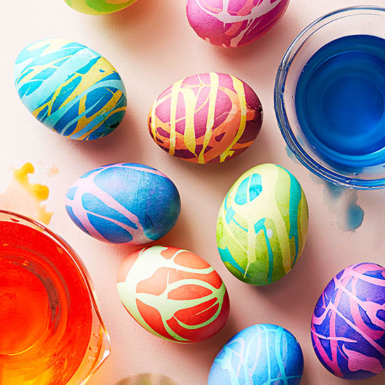 http://www.bhg.com/holidays/easter/eggs/quick-and-easy-easter-egg-decorations/?slideId=2b2fdaaa-0399-4d9a-af09-aca188aacb27&socsrc=bhgpin031415drizzledeastereggs&page=10&crlt.pid=camp.2WtlwJLBjbhf