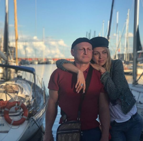 Оля Полякова поздравила мужа с днем рождения