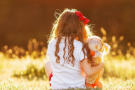 Как куклы воспитывают девочек: психологический аспект игры