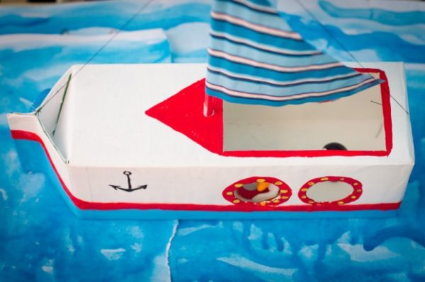кораблики для детей из бумажных коробок 