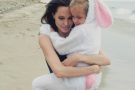 Дочки-мальчики: младшая дочь Анджелины Джоли перешла на мужскую одежду