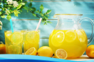 10 полезных свойств лимонного сока, о которых вы не догадывались!