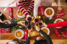 Свято наближається: 5 советов из разных стран, как правильно принимать гостей в праздничные дни