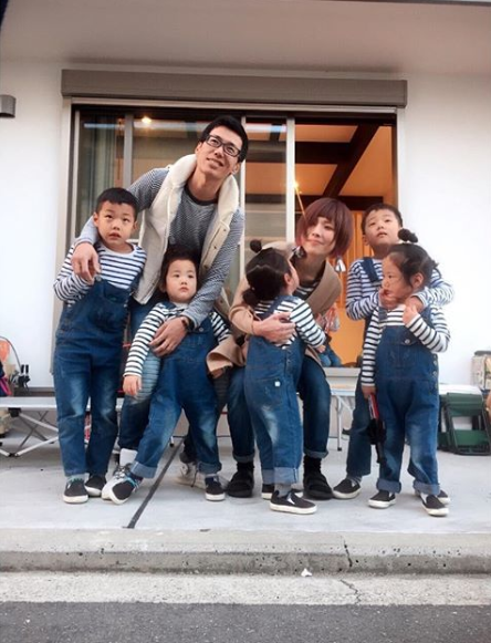 стильные образы детей Instagram японская мама