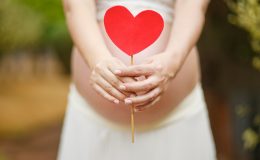 беременность, приметы беременности, как сказать мужу о беременности, как сказать родителям о беременности, как сообщить о беременности