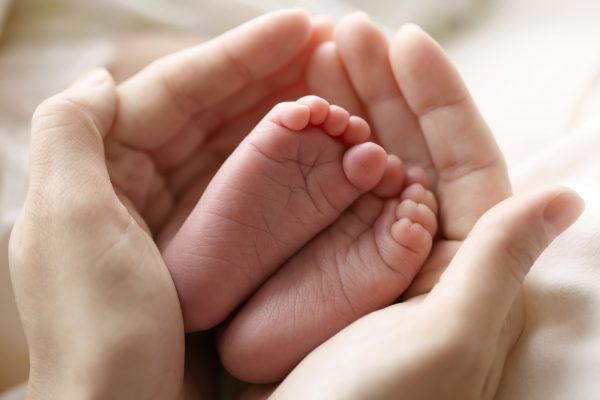 грудное вскармливание, кормление после года, кормление грудью, состав грудного молока, иммунитет ребенка, новорожденный, забота и уход, если новорожденный отдельно от мамы, новорожденный в боксе, молозиво, грудное вскармливание, медперсонал, важные вопросы персоналу, можно ли родителям находиться в реанимации, роды, тяжелые роды и последствия, реанимация