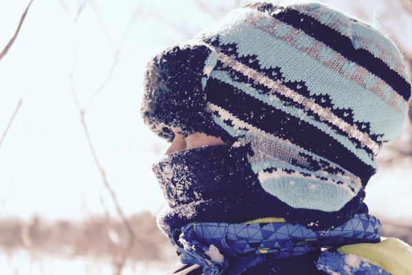 Комаровский - нужно ли закрывать рот ребенку шарфом в мороз