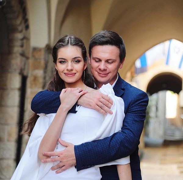 Дмитрий Комаров женился
