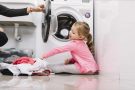 Яку роботу по дому має вміти виконувати дитина у різному віці