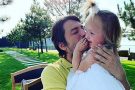 Сергей Притула умилил видео с дочкой в деревне: дитя города