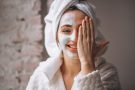 Косметологи открыли 7 секретов, которые помогут вам защитить кожу лица зимой
