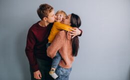 3 речі, які батьки мають дати своїй дитині