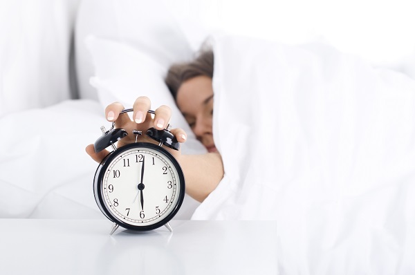 Коли лягати спати - правила здорового сну