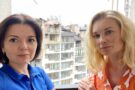 Лідія Таран і Марічка Падалко зворушили мережу кадрами першої зустрічі на тлі зруйнованого київського будинку