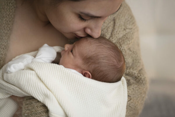 мама новонароджений Вітамін К для новонародженого: навіщо він потрібний?