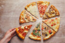 Начинка для піци: кращі домашні рецепти