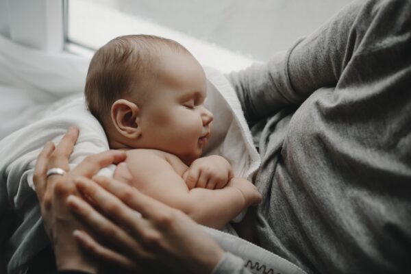 новонароджений Правило 5 П для легкого засинання малюка