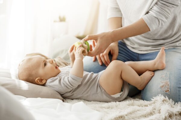 малюк, дитина, новонароджений 7 фактів про вітамін D: що важливо знати мамі