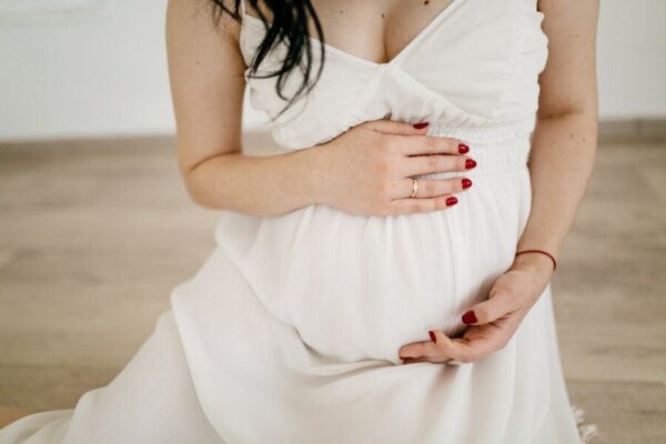 Щоденник вагітності: зміни, розвиток малюка та поради для майбутніх мам