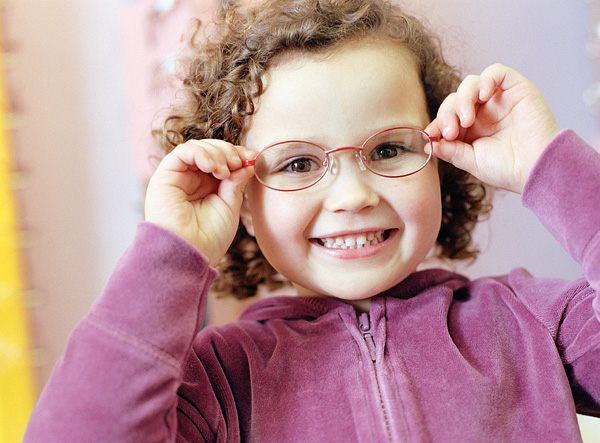 детская близорукость, миопия, плохое зрение у ребенка